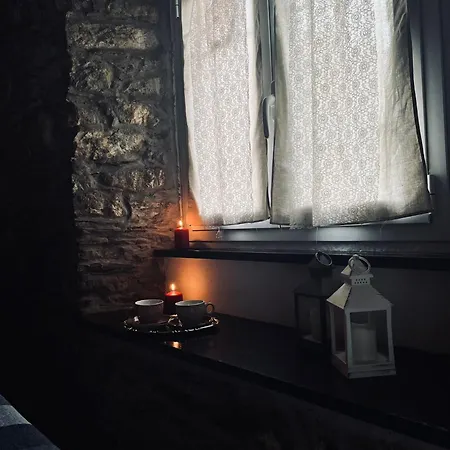 La Casetta Sul Fiume Couette-café 3*