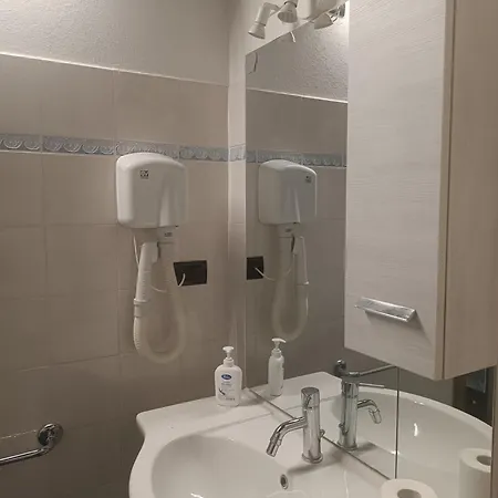 Bed & Breakfast La Casetta Sul Fiume 3*